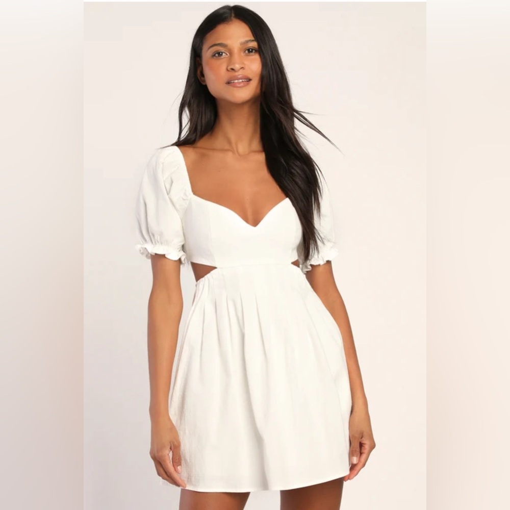 Lulus white dress never worn! Perfect for game days or grad